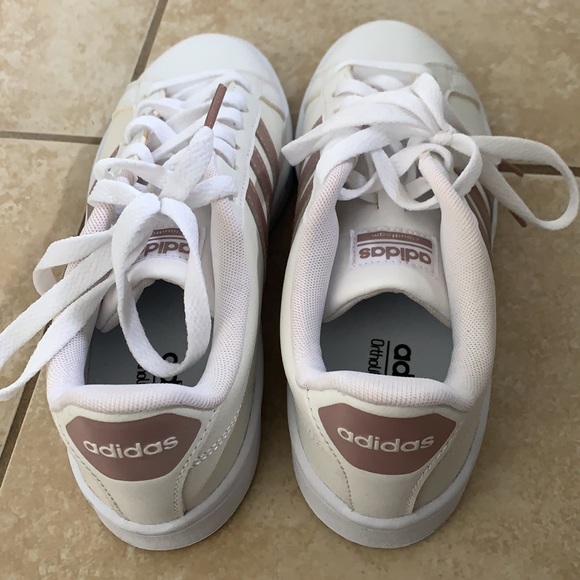 Adidas sneakers - Picture 3 of 4